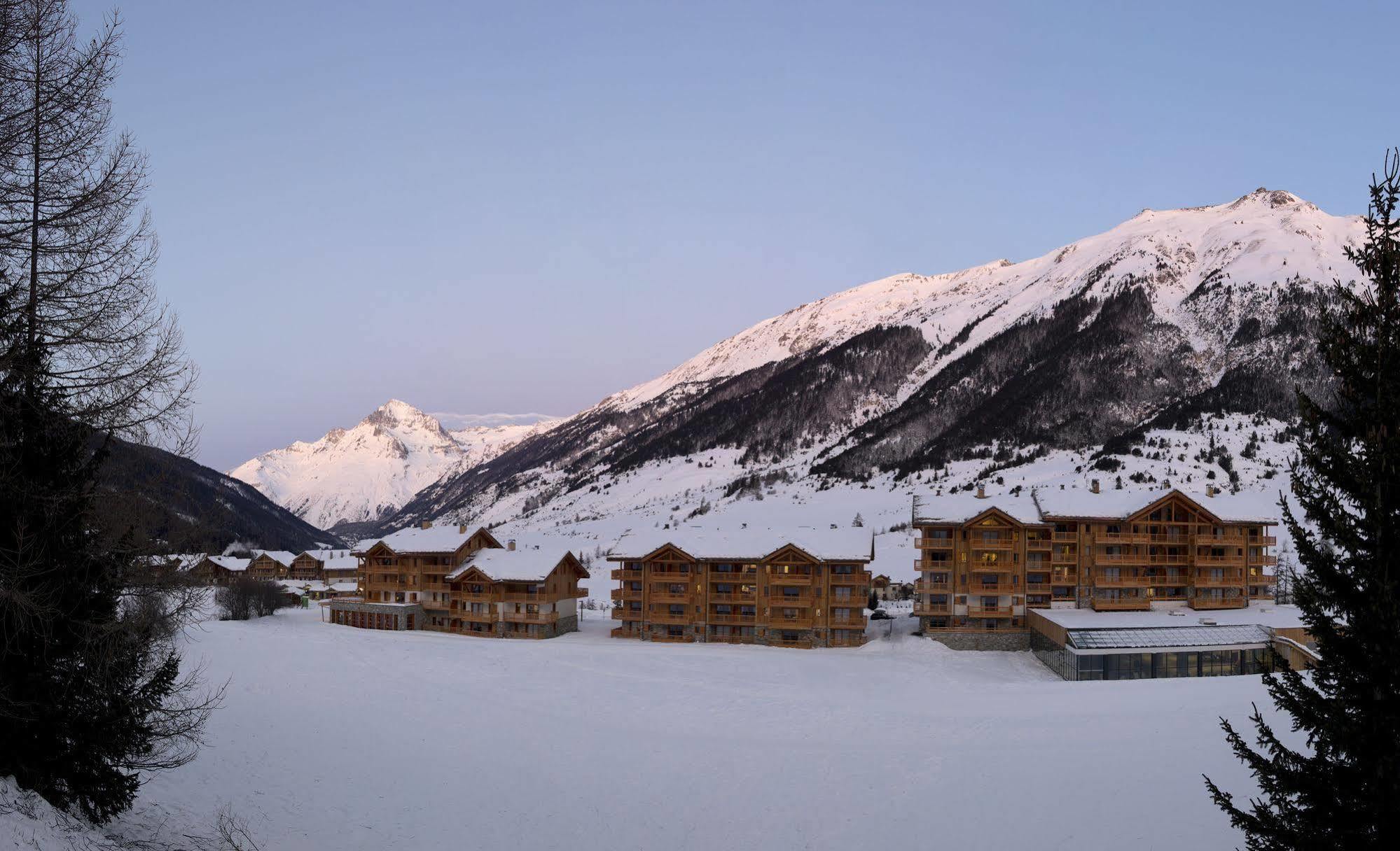 Cgh Residences & Spas Les Chalets De Flambeau Ланлебур-Мон-Сені Екстер'єр фото